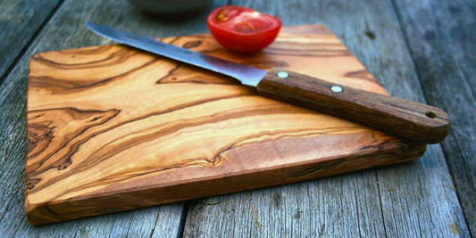 Olive Wood vs Acacia Wood Cutting Board - Which One Should You Choose?