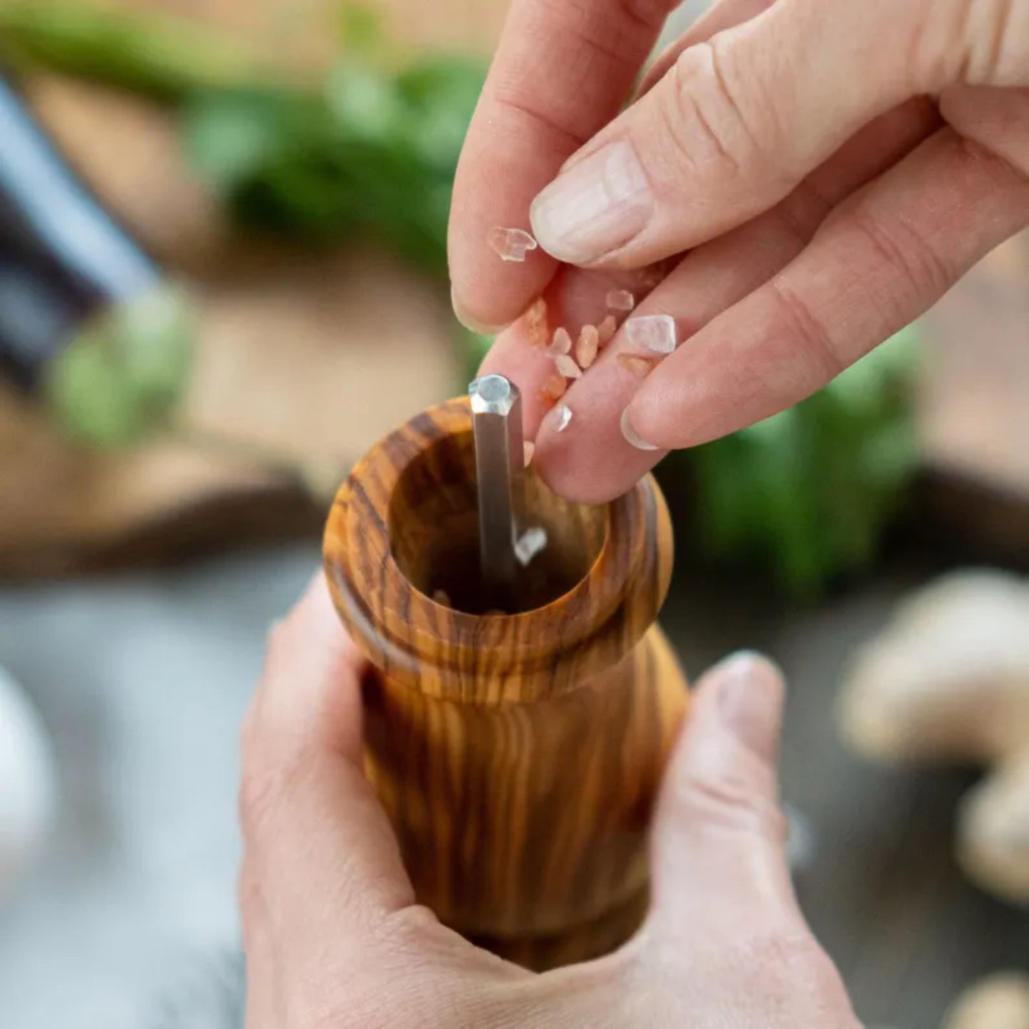 Classic Olive Wood Salt & Pepper Mill